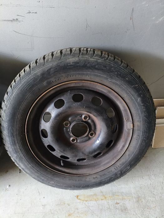 Felgi stalowe z oponami 185/65 R14
