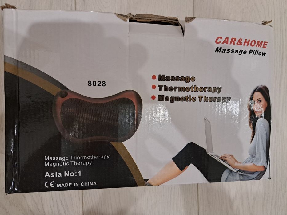 Масажна подушка Car & Home Massage Pillow