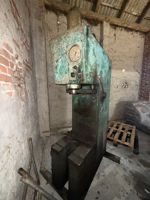 Prasa hydrauliczna nacisk 16t