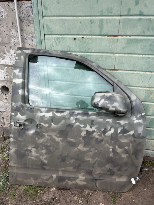 Двері передні та задні нісан навара д40 2006 рік Nissan navara d40