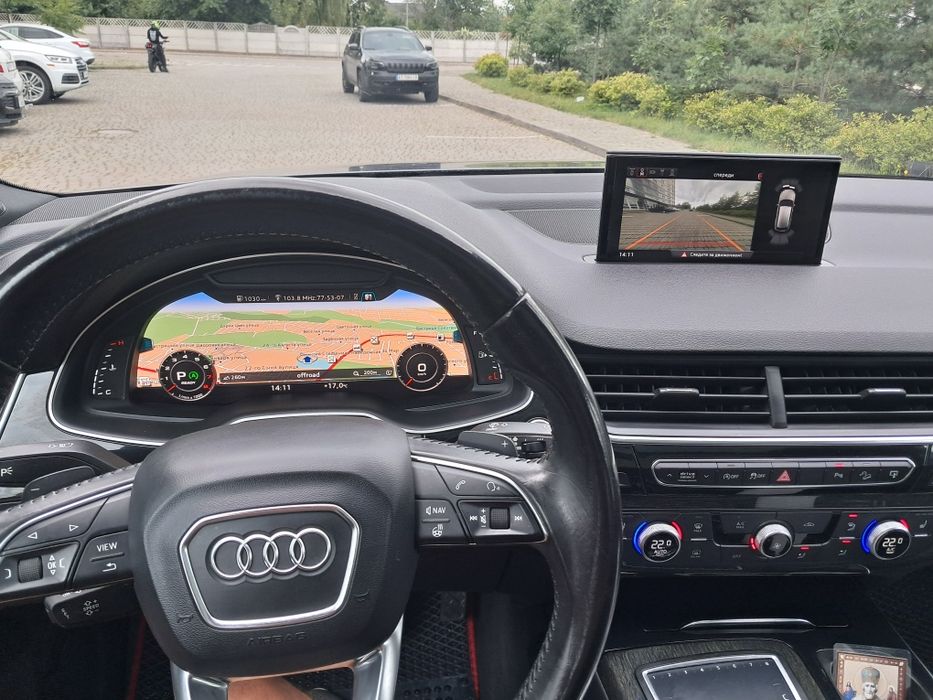 Продам свою Audi Q7