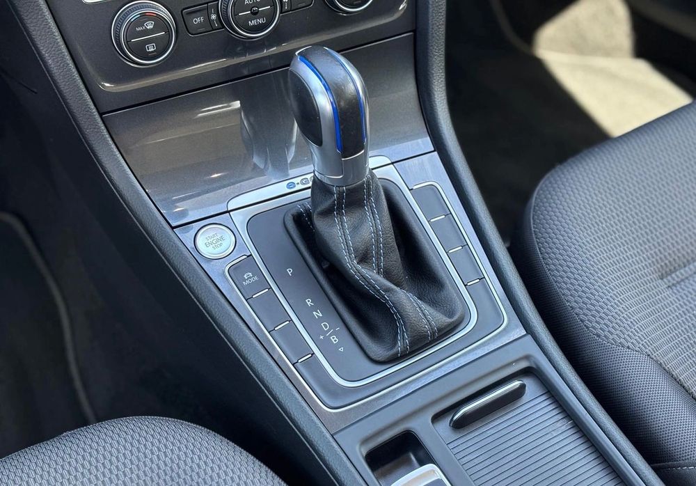 Volkswagen E-golf 2019