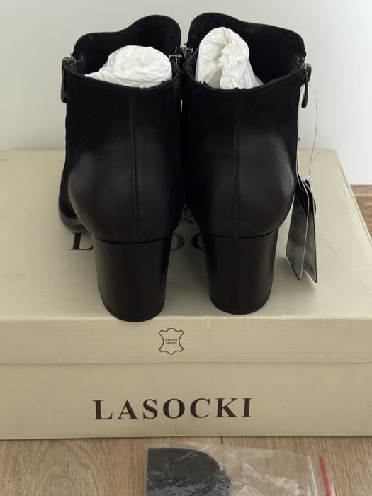 Piekne skorzane botki