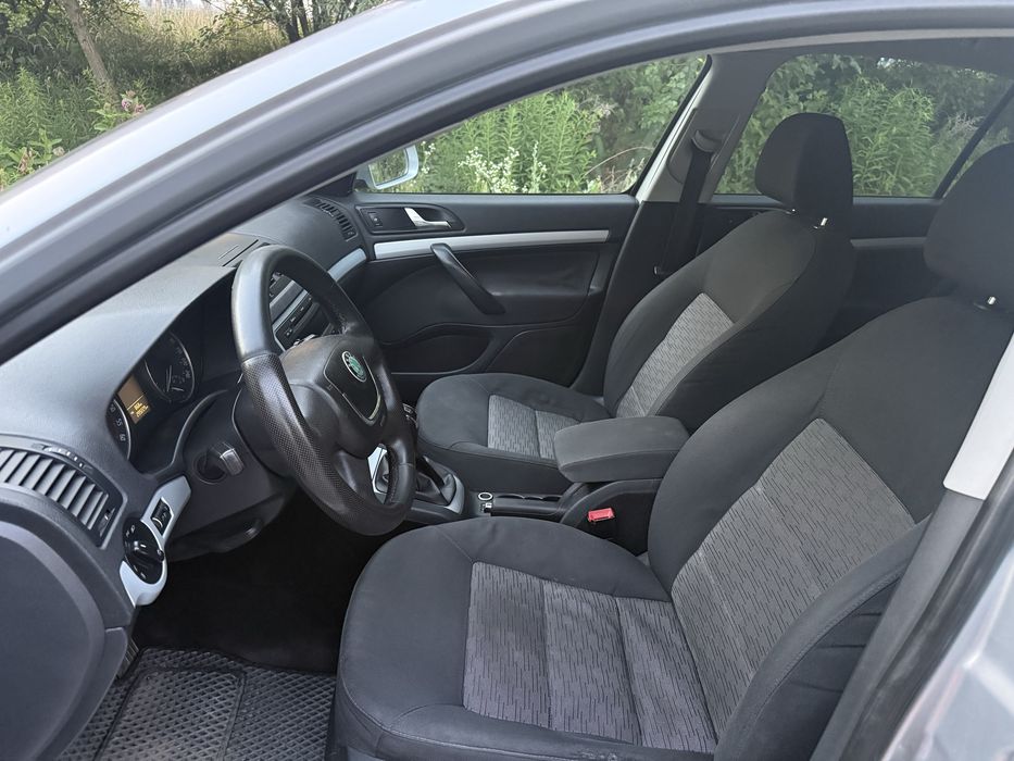 Офіційна Skoda Octavia A5 2010 рік Легендарний 1.9 TDI