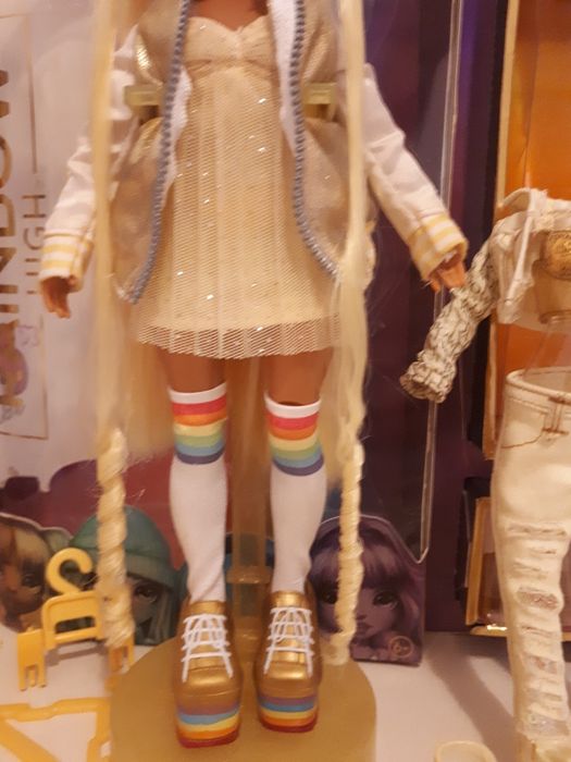 Boneca Rainbow High - Sunny Madison