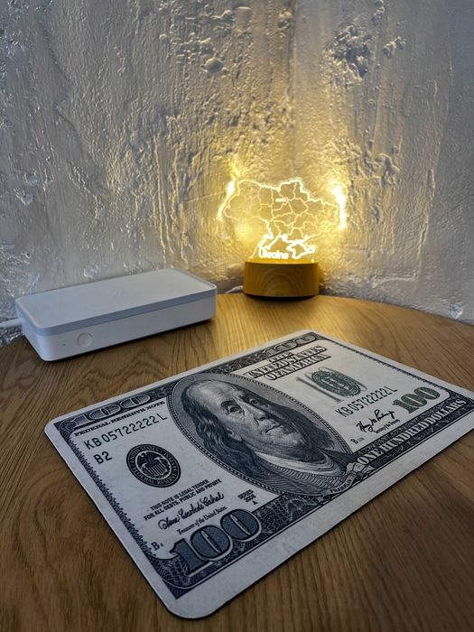 Подобово 1 поверх СВІТЛА посуточно квартира Слов'янськ