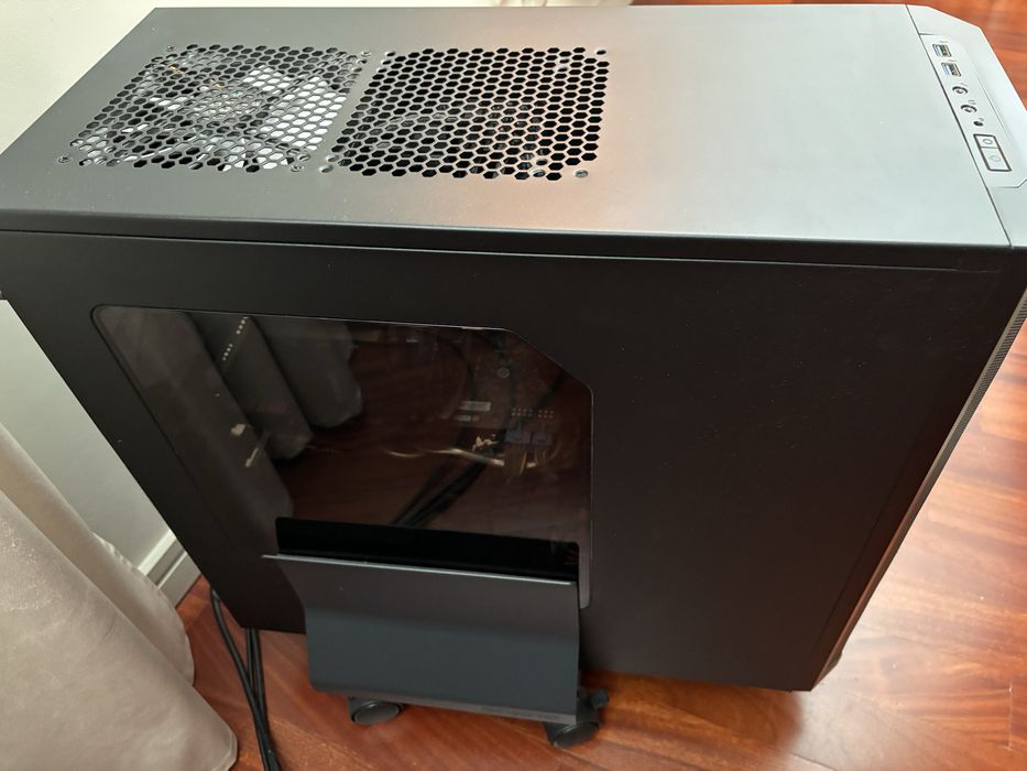 PC Fractal design: IntelCore i7, 16GB, 2TB, Win10