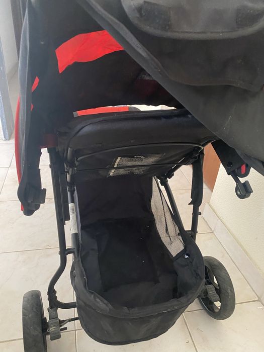 Carrinho bebé como novo