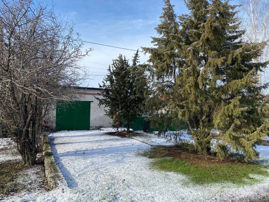 Продам затишний будинок біля річки, ділянка 40 соток