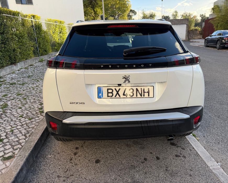 PEUGEOT 2008 1.5 BlueHDi