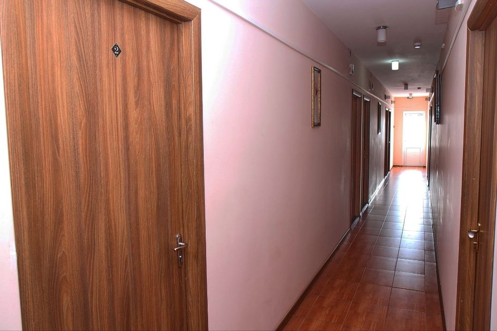 Завод на фасаді траси Запоріжжя – Дніпро [H–08].