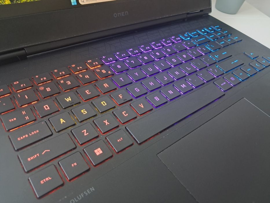 RTX 4050 6gb + i5-13420H • HP Omen 16" 144hz • 16gb/1 tb