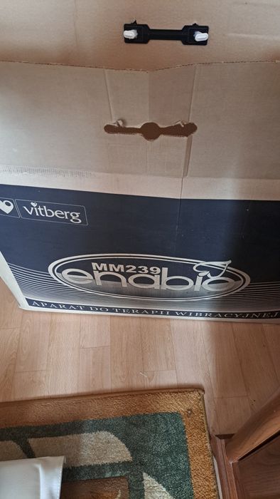Materac masujący Vitberg.