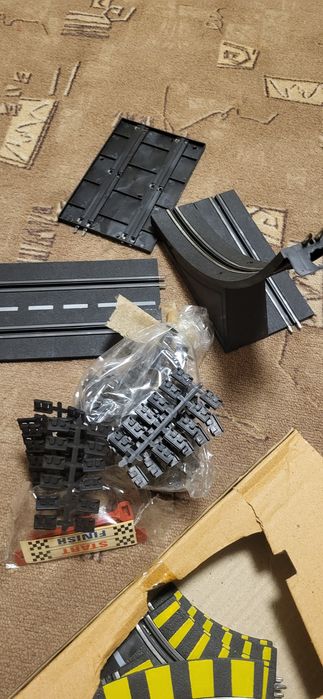 Дитяча гра гоночний авто трек "Шалені гонки" детская игра гоночный автотрек "Дикие гонки"