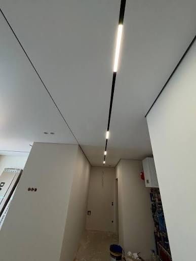 Натяжні стелі Вараш