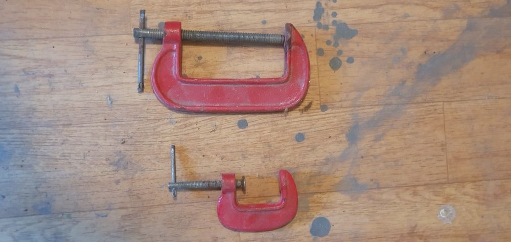 Продам слесареый инструмент