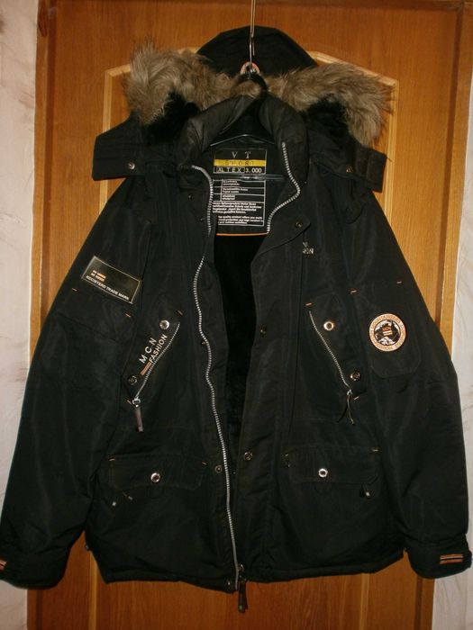 Зимняя парка Michino, чёрная, р. XL наш 56. ПОГ-69 см. 10 карманов