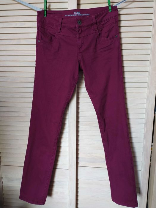 Dżinsy damskie bordowe rozmiar około L