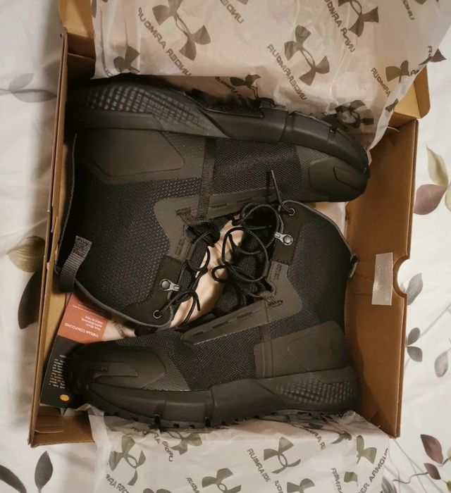 Botas under armour valsetz