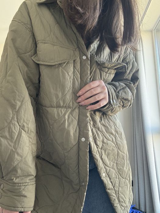 Стеганная куртка H&M Стьобана куртка