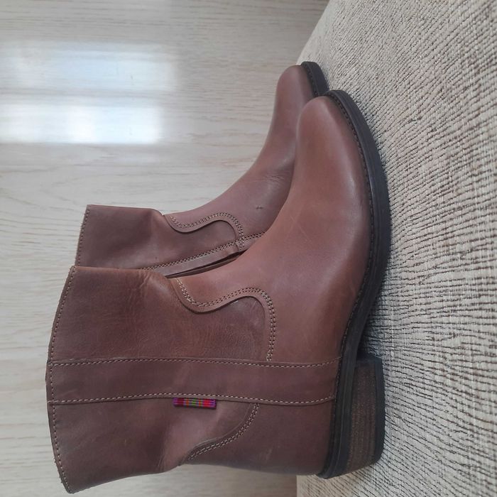 Новые кожаные полусапожки koel Kolkem.(Португалия), стелька 25 см.