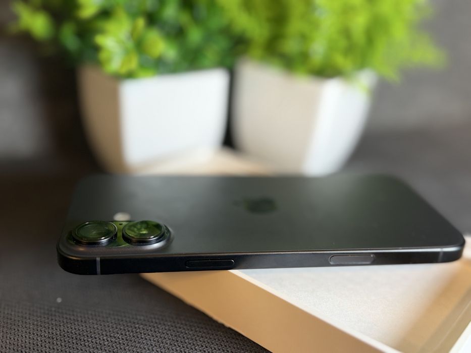 Iphone 16 128gb como Novo