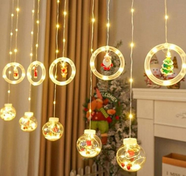 Kurtyna świetlna świąteczna lampki led bombki kółka zimny biały nowe