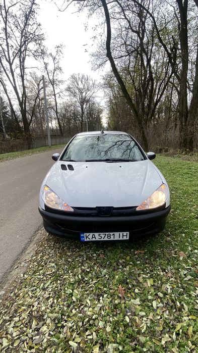Продам Peugot 206 2003