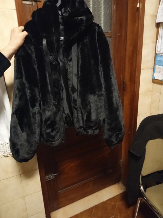 Casaco preto de pelo