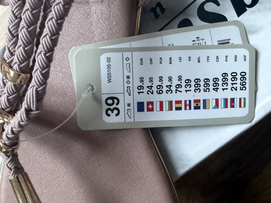 Sandaly idealne na lato