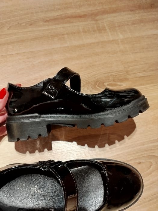 Buty lakierki dziewczęce