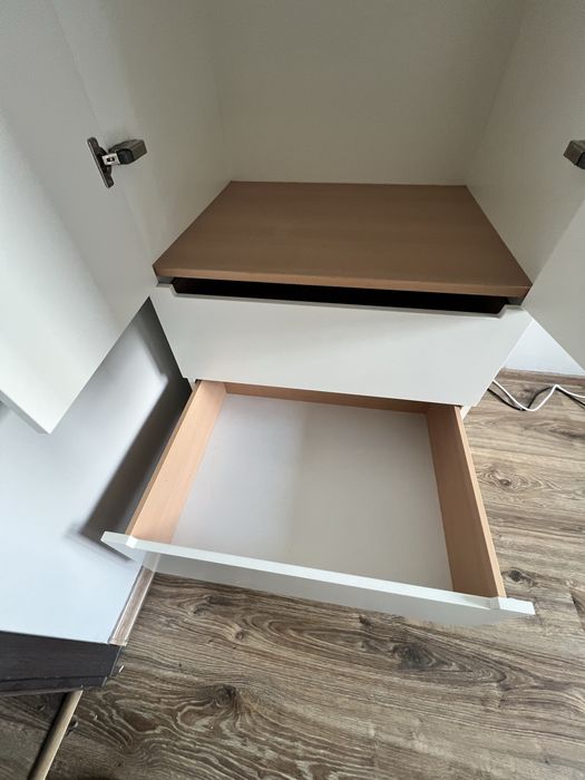 Szafa ikea  biala