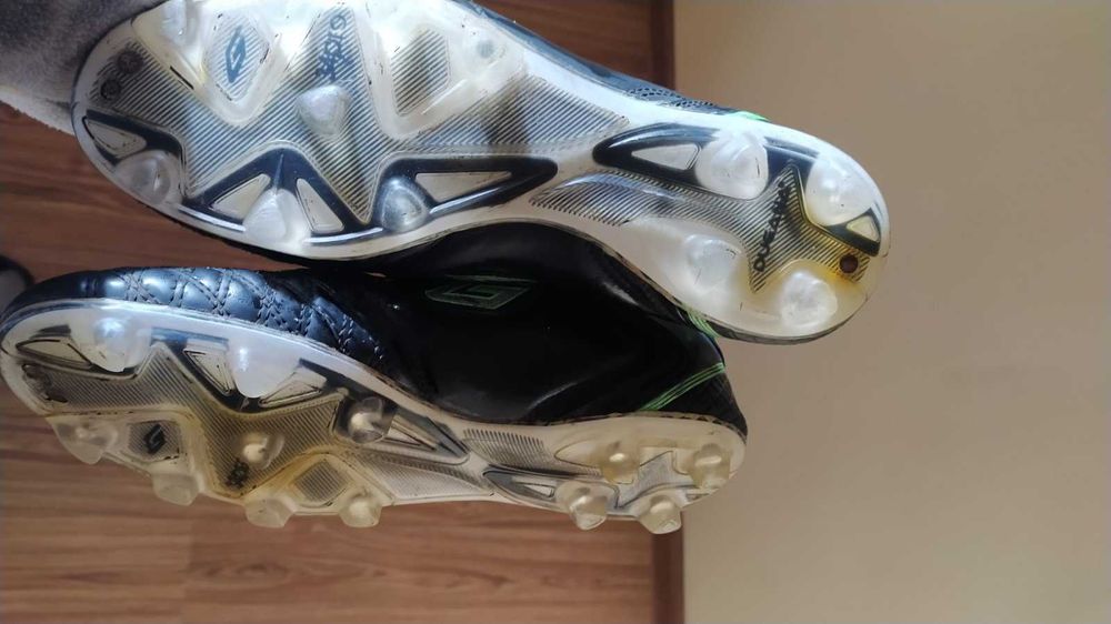 Бутси 43 р. Ціна 550 грн