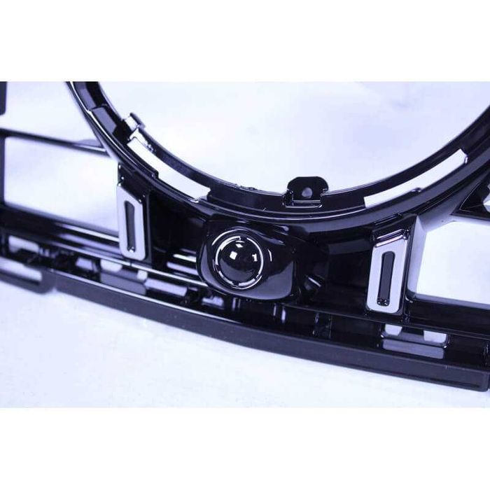 Grelha frontal com suporte de símbolo para Mercedes Classe C W206 +2021 GT-R / Panamericana LOOK disponivel em preto piano brilhante e em cromado