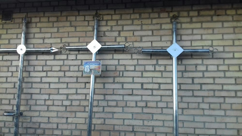 Могильные Кресты и оградки из нержавеющей стали нержавейки