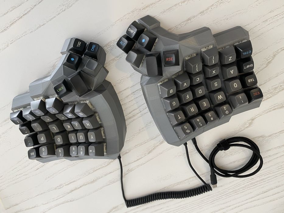 Механічна спліт клавіатура Dactyl Manuform 5x6 з підтримкою Vial