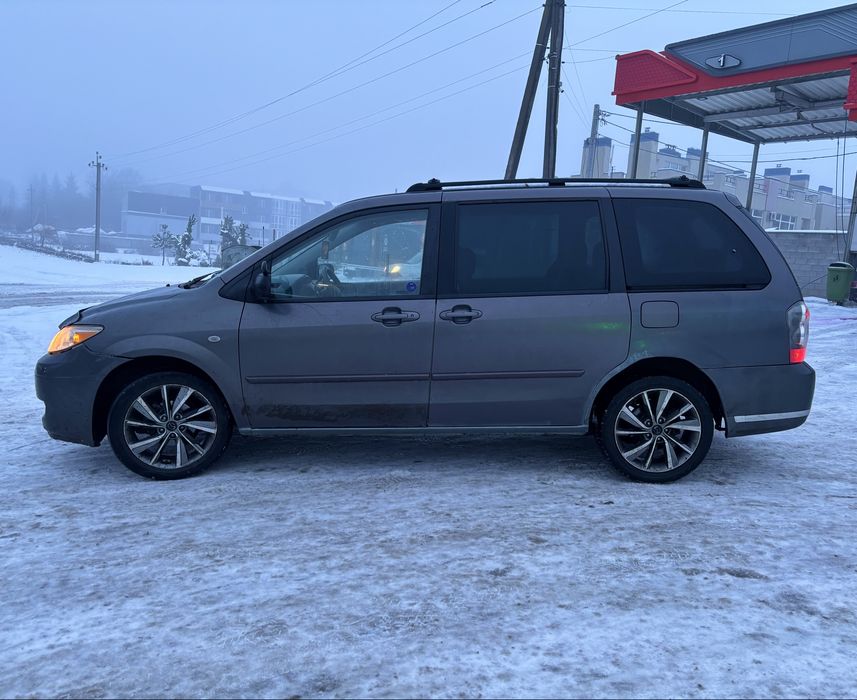 Mazda MPV  6+1  2005 автмат  газ/бенз