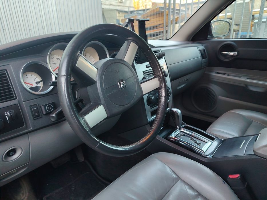 Dodge charger 5/7 Hemi