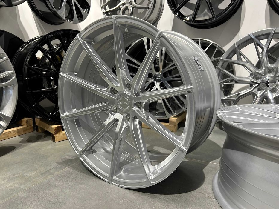 Oryginalne felgi YOTA YP4 20 5x112 9" ET25 + 10" ET35 BMW G30 G31