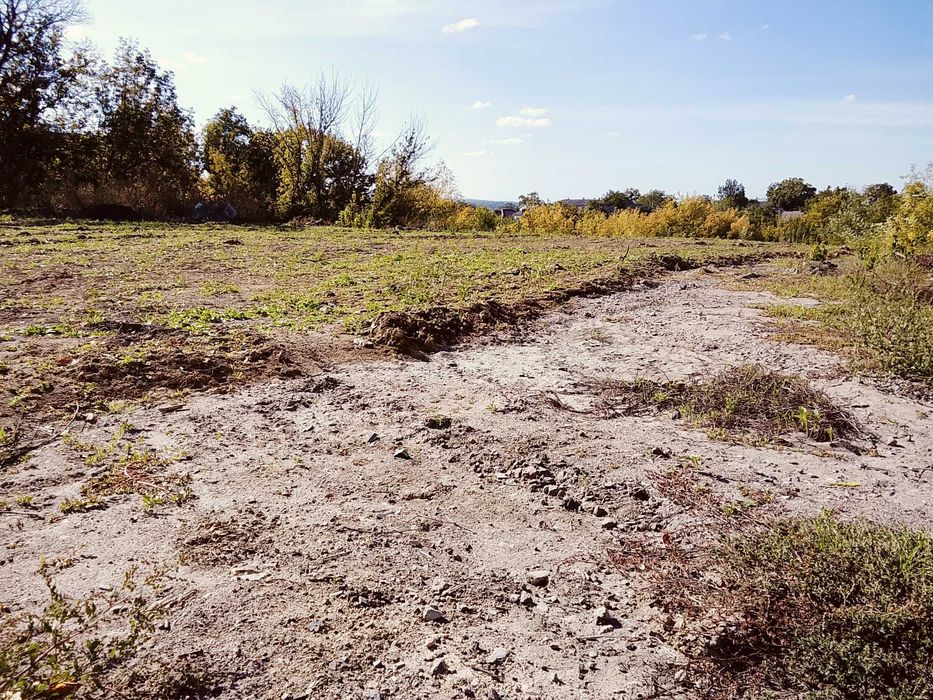 Продам ділянку 10 соток у місті Первомайськ, будівлі, сонячна станція 10 кВт