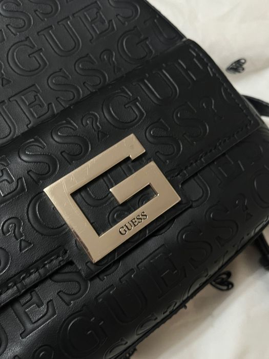 GUESS czarny plecak damski ORYGINAŁ monogram