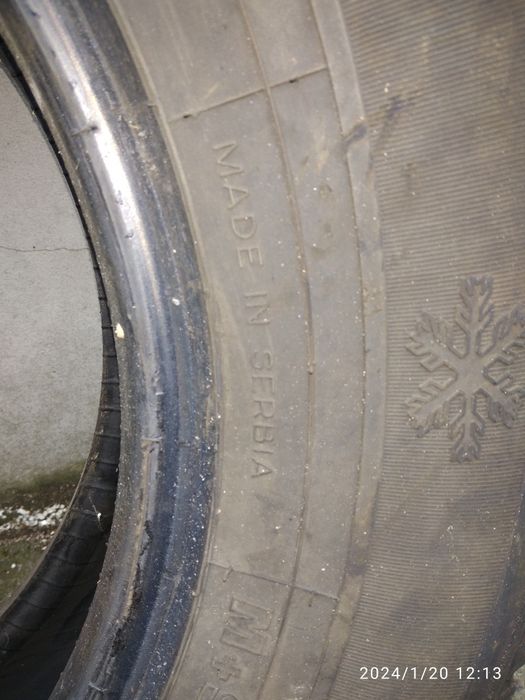 Комплект зимової гуми.