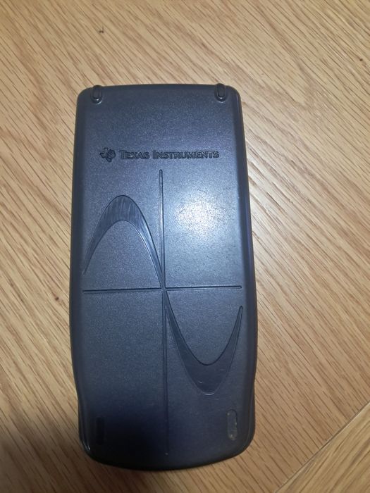 Calculafora Grafica Texas Instruments TI-83