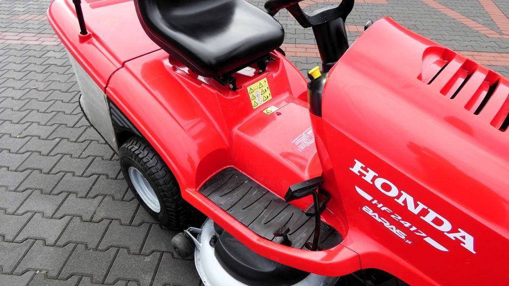 Traktorek kosiarka HONDA HF2417 2 Cylindry (040305.5) - Baras