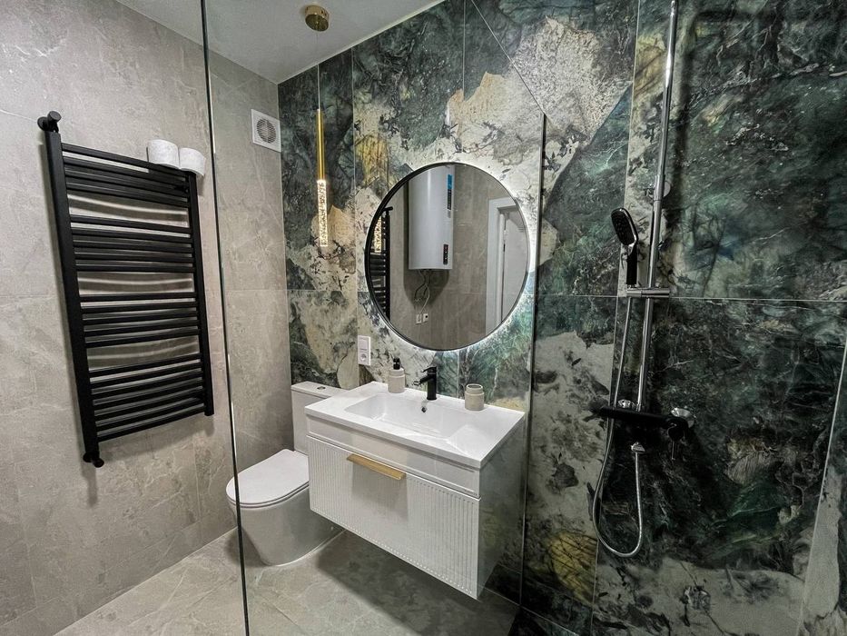 Нова Студія в Парку біля Набережної. Світло 24/7