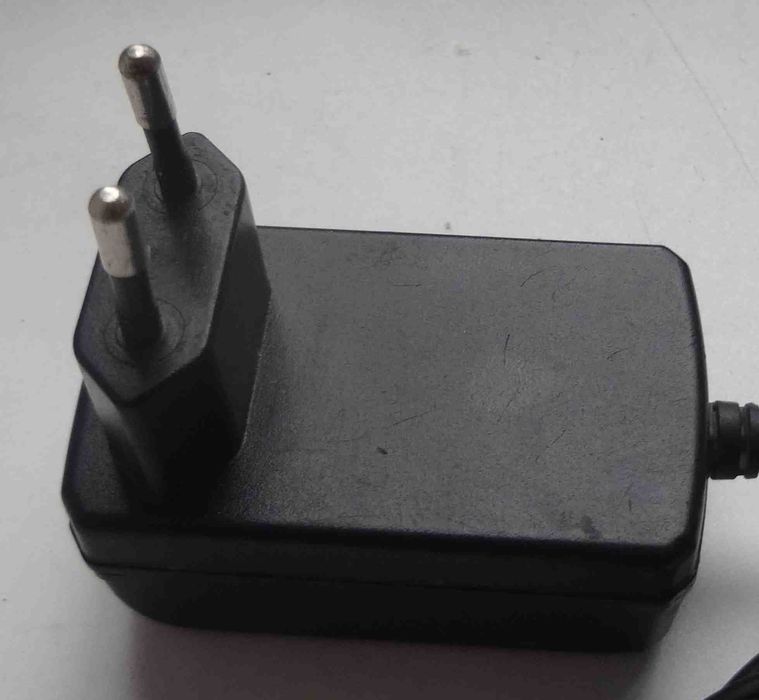 Блок питания Craft 12V 1.5A 35W адаптер