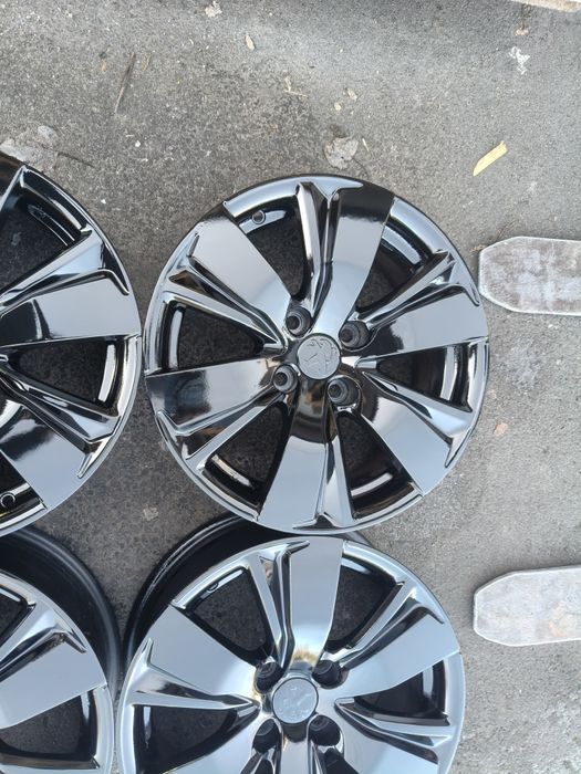 Alufelgi czarne 16 4x108 et 20 peugeot 2008  citroen wysyłka