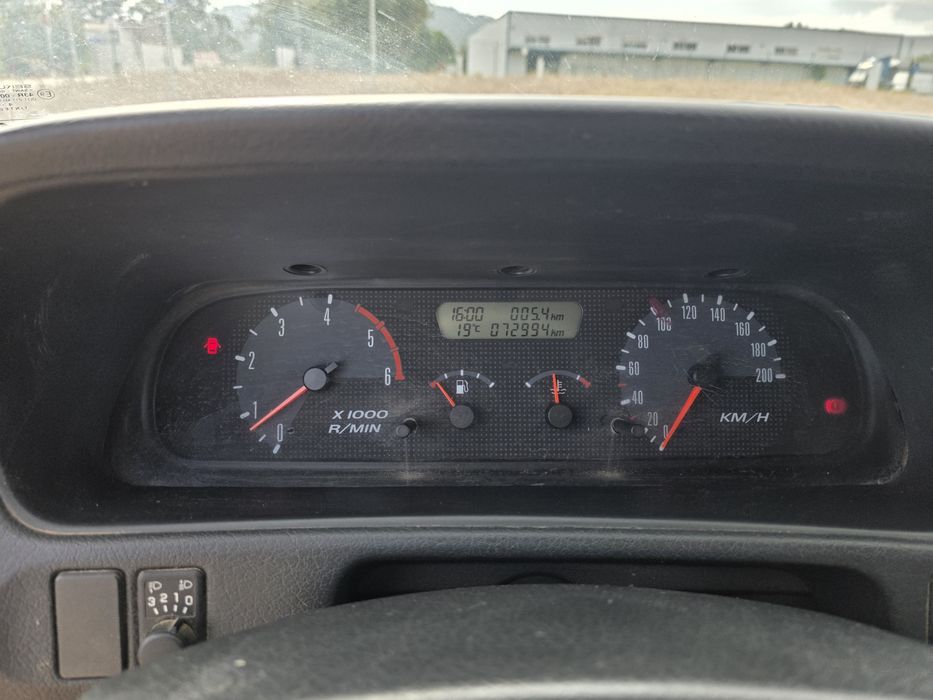 Nissan Terrano — fotografia 8