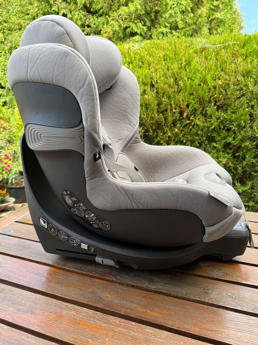 Fotelik CYBEX SIRONA S2 I-SIZE obrotowe 0-18kg