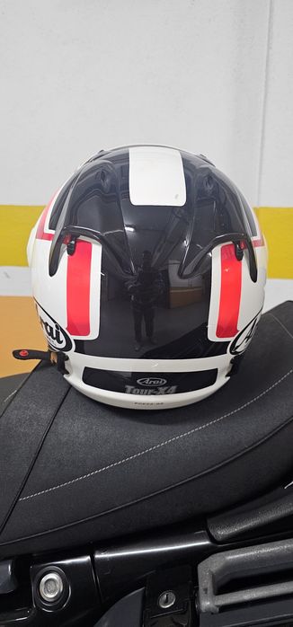 Capacete Arai Tour X4 com viseira nova extra